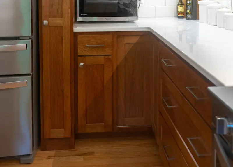 Custom kitchen cabinets in Nampa, Idaho by ZoeyComm Construction